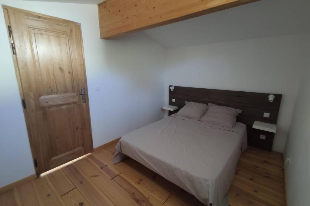 Logement Tout Confort Au Calme Entre Saint Tropez Et Les Gorges Du Verdon เลอ โตโรเนต์ ภายนอก รูปภาพ